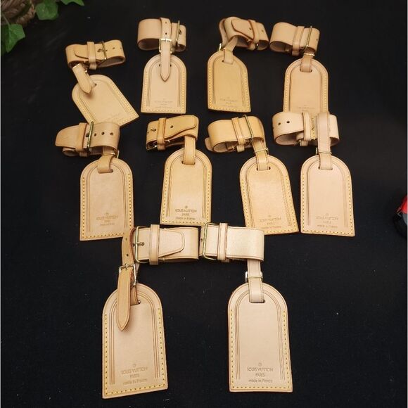 Authentic Louis Vuitton Luggage Tag & Poignant - NEW - Picture 2 of 16